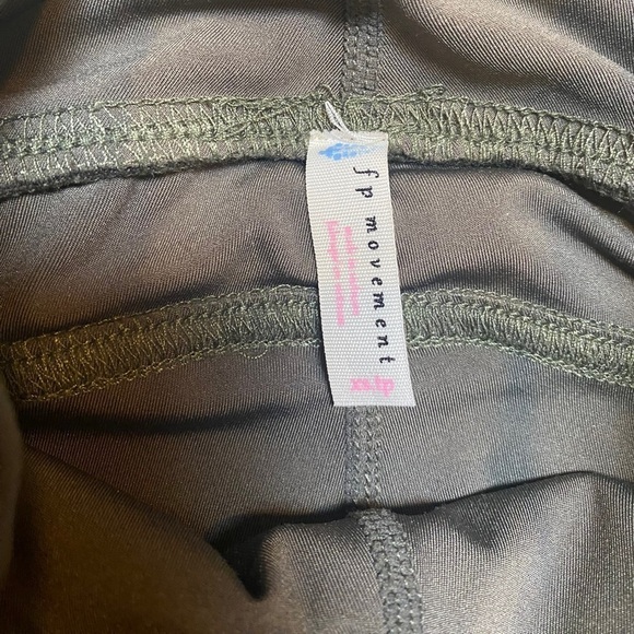 Free People Movement Keep It Up High Waisted Army Green Leggings Size XS - Picture 4 of 4